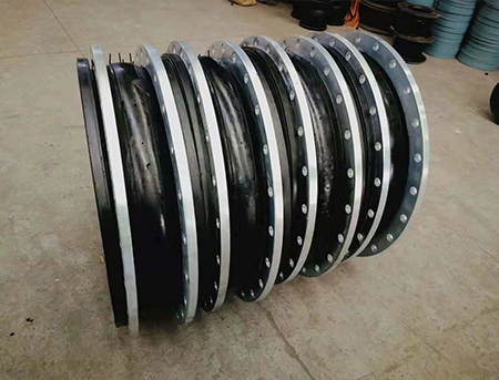 橡膠補(bǔ)償器